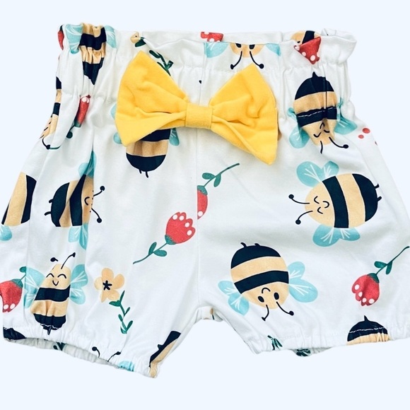 Bee/ strawberry print white ruched pull-on shorts yellow bow detail Girl 9-12 Mo - Picture 2 of 7